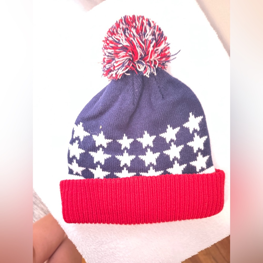 Star Pattern Knit Beanie - Red and Blue